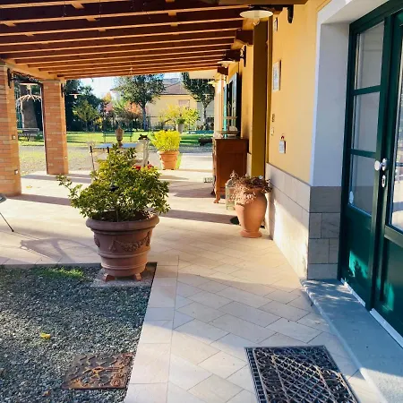 Manzoni37 Bed & Breakfast 3*